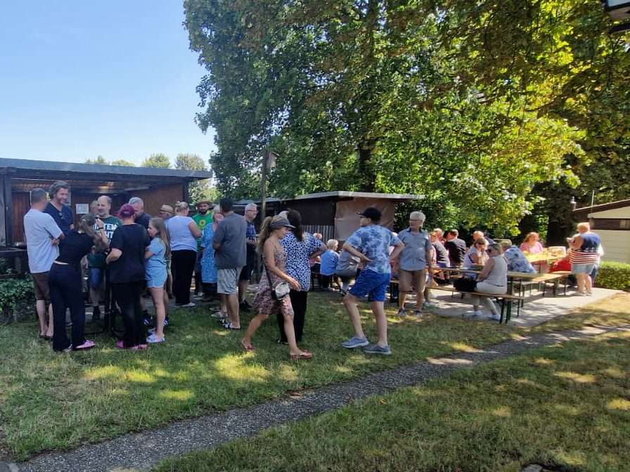 Wiedereröffnung des Vereinshauses